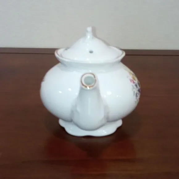 Arthur Wood English Floral Tea Pot #6819, Vintage! - Picture 2 of 10